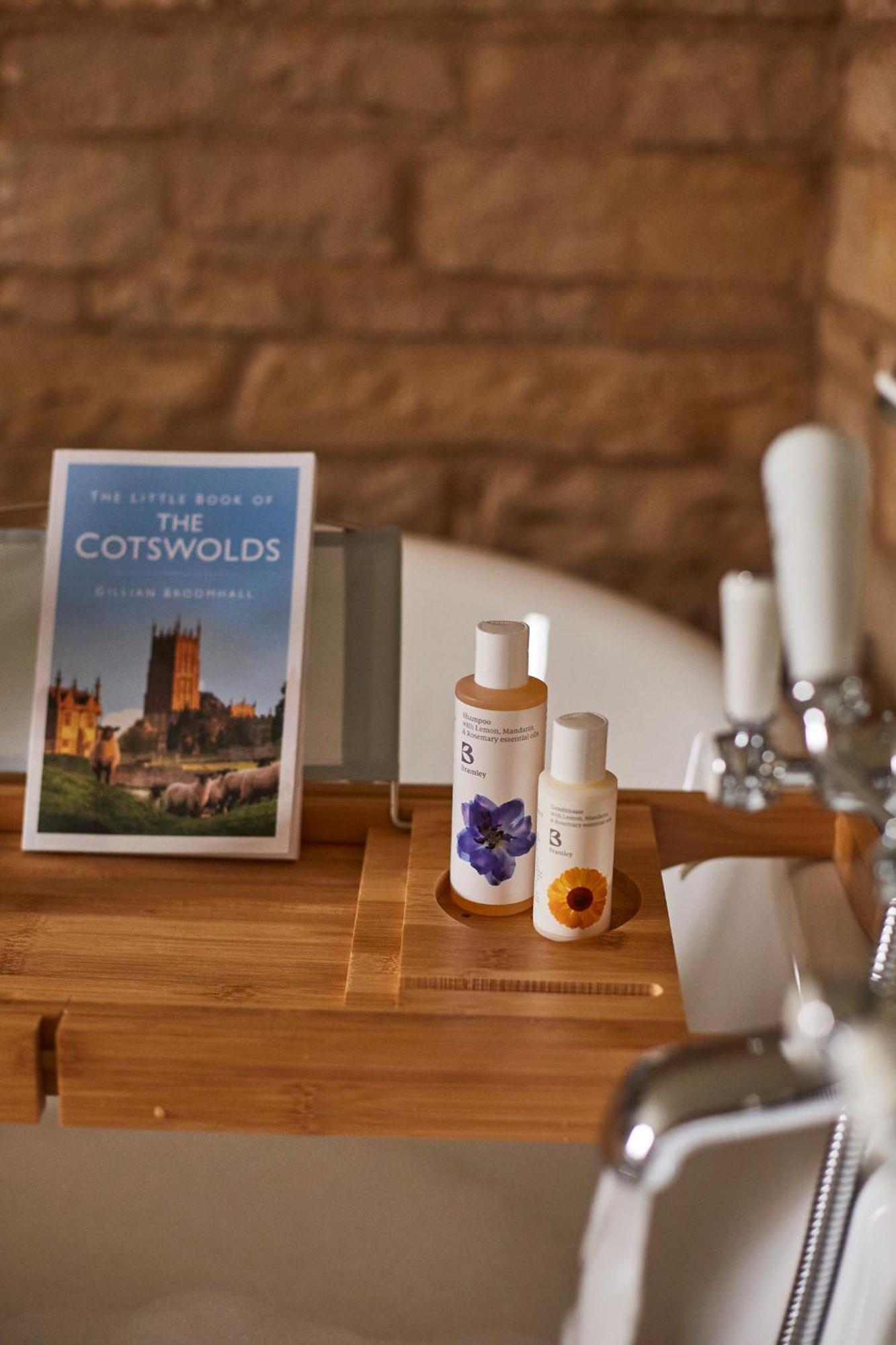 Wild Thyme & Honey - Cirencester-Cotswolds מראה חיצוני תמונה